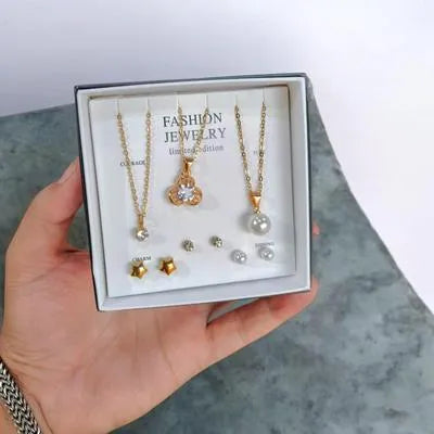 Funky Gold Plated Crystal Pendant Set