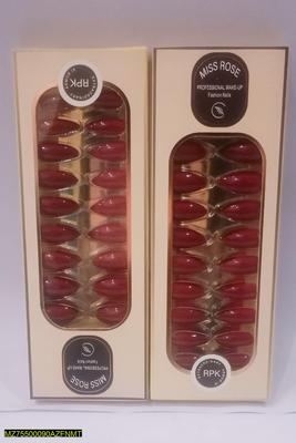 Pre Glued Artificial Nails Cosmetics